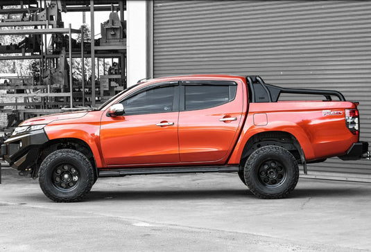 PIAK Side Step Roadrunner Mitsubishi Triton MR 2019 (Silver)