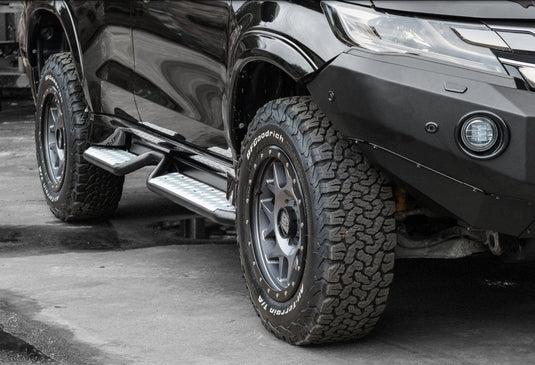 PIAK Side Step Offtrack Mitsubishi Pajero Sport 2016 - 2020 (Silver) Piak