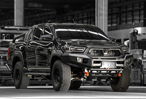 PIAK Elite Non Loop Winch Bar Toyota Hilux 2020+ (Orange & Black)