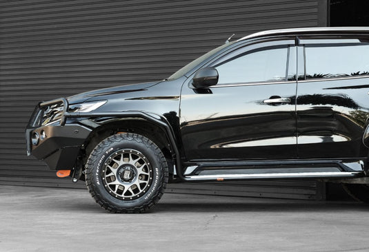 PIAK Side Rails Mitsubishi Pajero Sport 2016