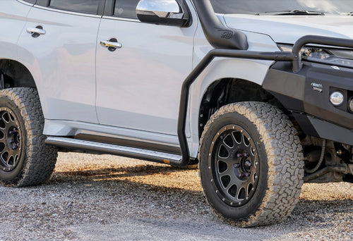 PIAK Side Rails Mitsubishi Pajero Sport 2020