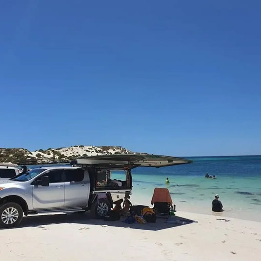 30 Second Wing Awning - 270° 2.1m Passenger Side Black 30 Second Wing Awning