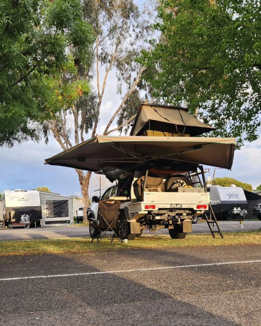 30 Second Wing Awning - 270° 2.7m Passenger Side Black 30 Second Wing Awning
