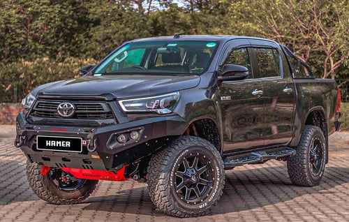 HAMER TOYOTA HILUX REVO 2024 - Present BULL BAR King Series (Incl. Rated Recovery Points) NO FENDER MODEL Hamer
