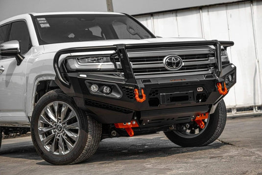 HAMER TOYOTA LANDCRUISER 300 SERIES 2021-Present BULL BAR King Series Plus (Incl. Rated Recovery Points) Hamer