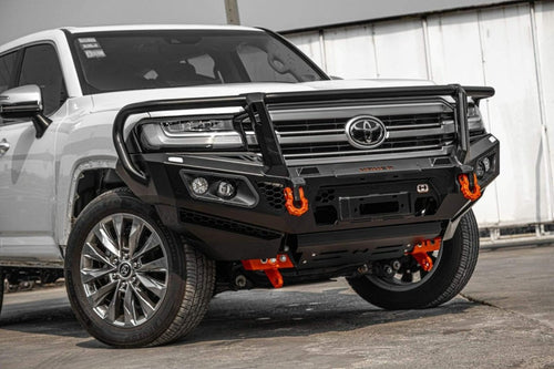 HAMER TOYOTA LANDCRUISER 300 SERIES 2021 - Present BULL BAR King Series Plus (Incl. Rated Recovery Points) Hamer
