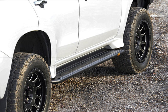 PIAK Side Steps Roader Mitsubishi Pajero Sport 2020 (Black) Piak