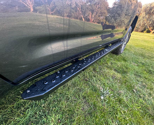 Rock Sliders Toyota Land Cruiser 300 2022 on Offroad Animal